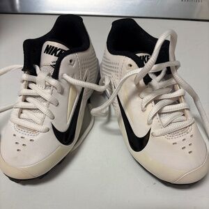 Brand new white Nike cleats toddler kids size 10